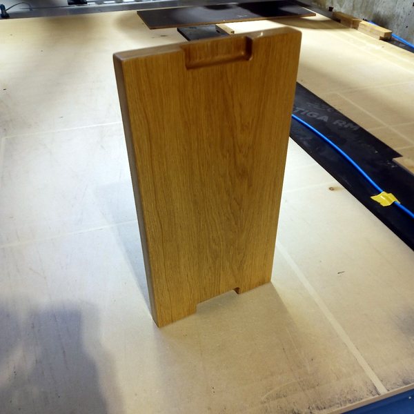 Milled oak board