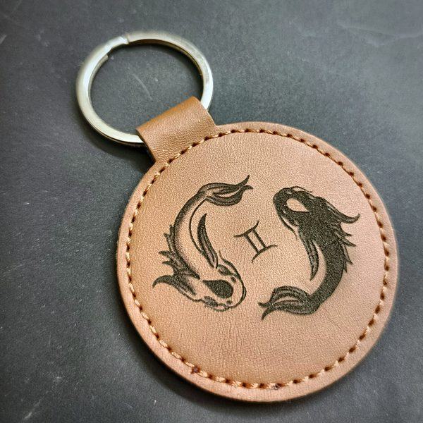 Round key ring — zodiac sign Pisces